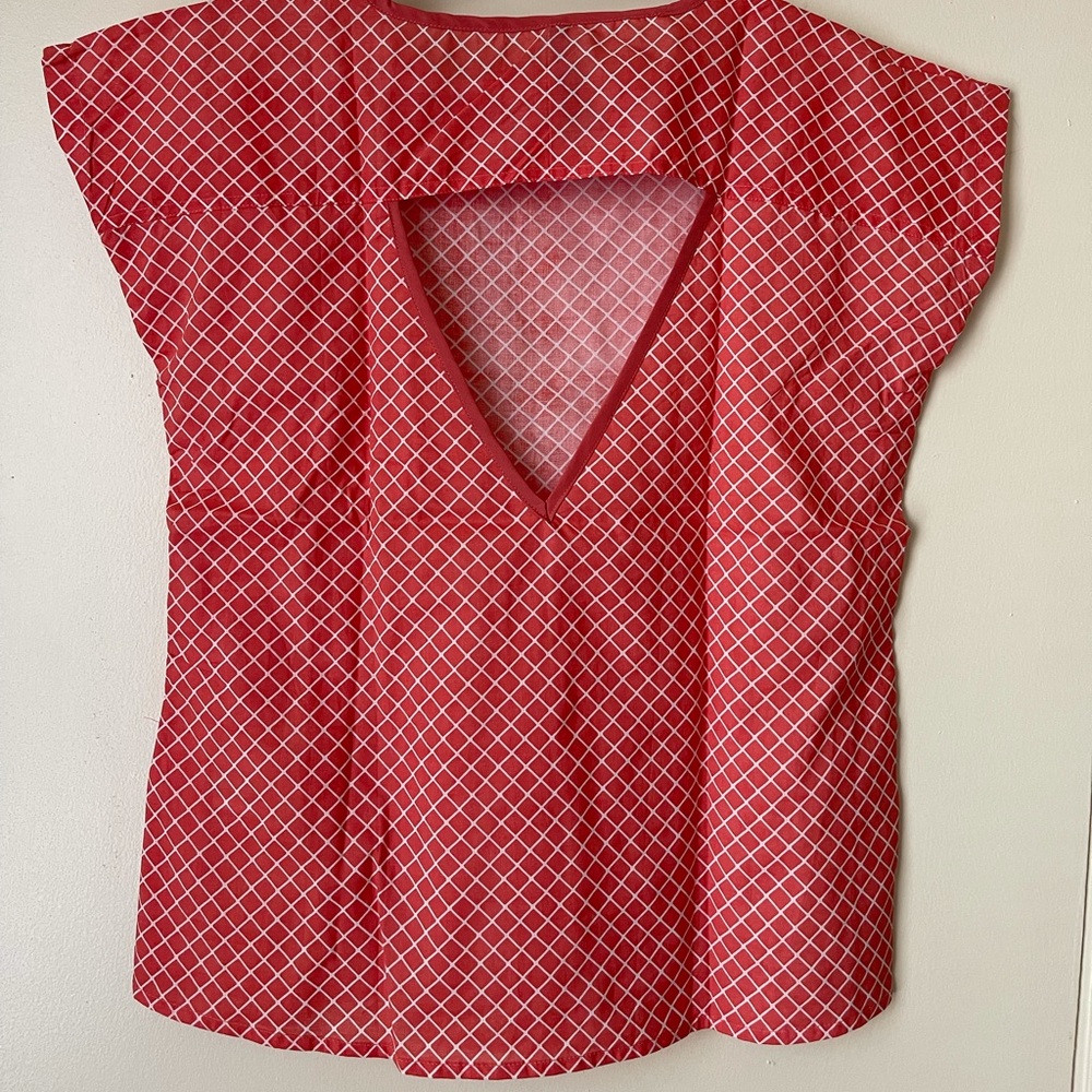 Cute cotton coral Top for summer